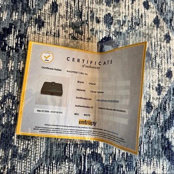 Chanel Black caviar Compact Wallet - Picture 13 of 14